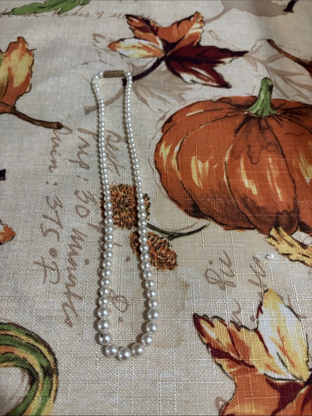 Classic Pearl Necklace - White Pearls